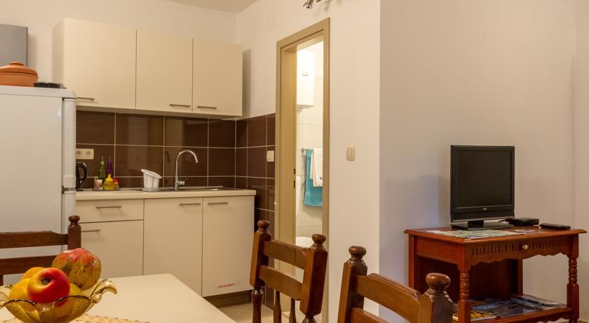 Apartment Old Stone House Lokva Rogoznica Phòng bức ảnh