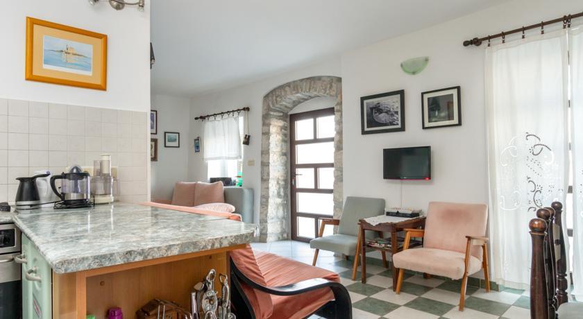 Apartment Old Stone House Lokva Rogoznica Phòng bức ảnh